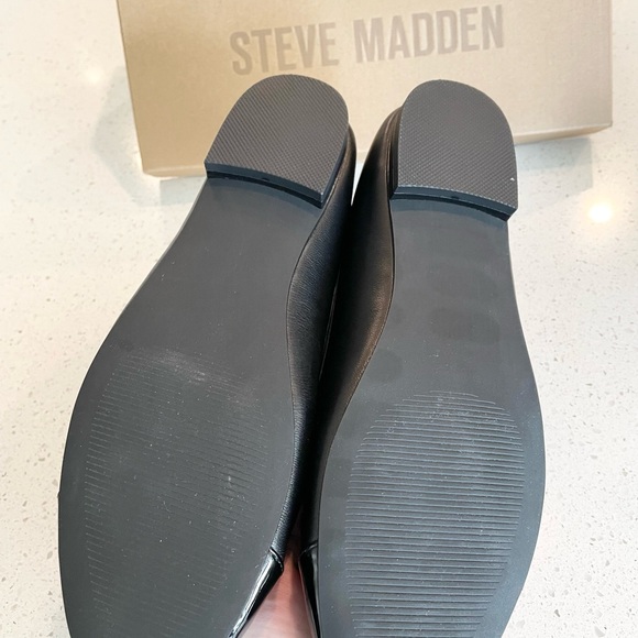 Steve Madden Ellison Slip-On Ballet Flats, Black Polished Toe & Bow, 7.5, NWT! - Picture 4 of 6